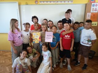 Literarno slavlje obitelji: Proglašene pobjednice natječaja „Priče iz mog doma“ item-thumbnail