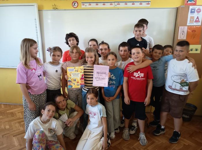 Literarno slavlje obitelji: Proglašene pobjednice natječaja „Priče iz mog doma“ item-thumbnail